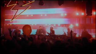 Baile do Zeh Pretim - Shiny Disco Ball (1)